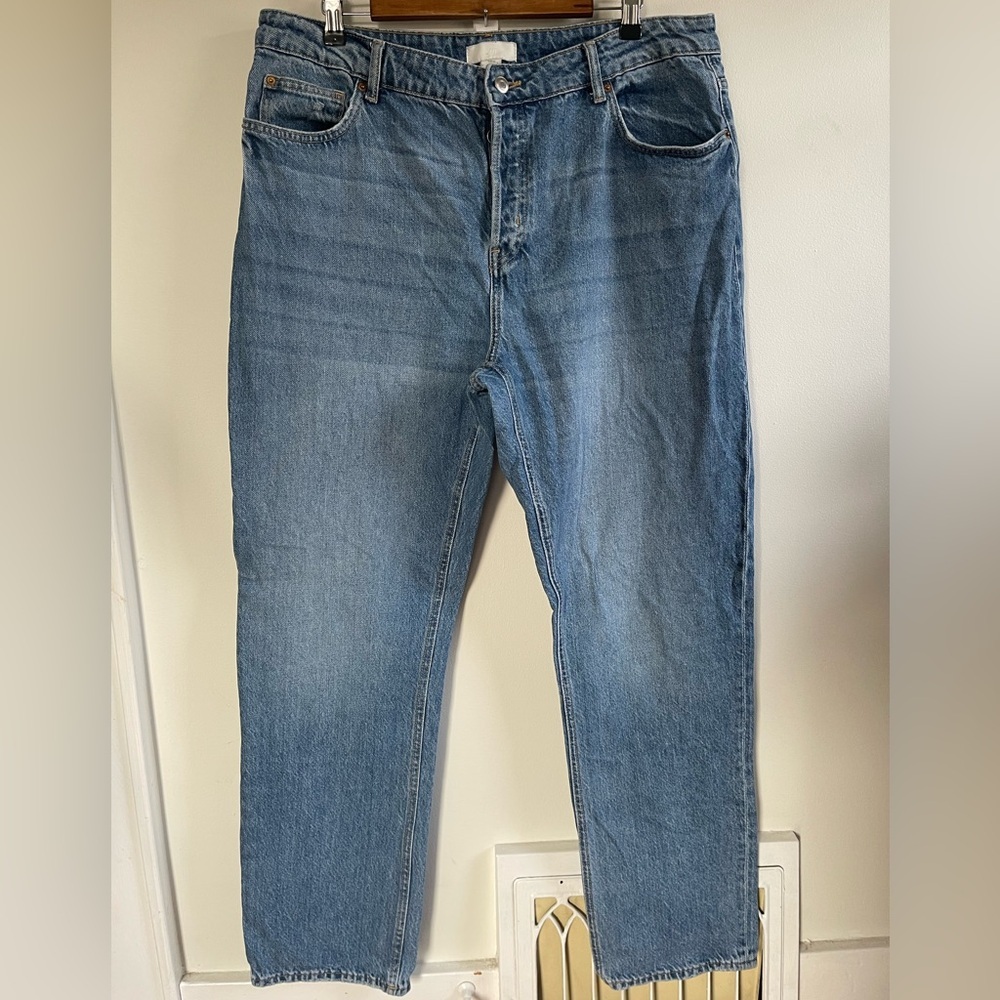 H&M High Rise Button Fly Jean, Light Wash, Women’s 16